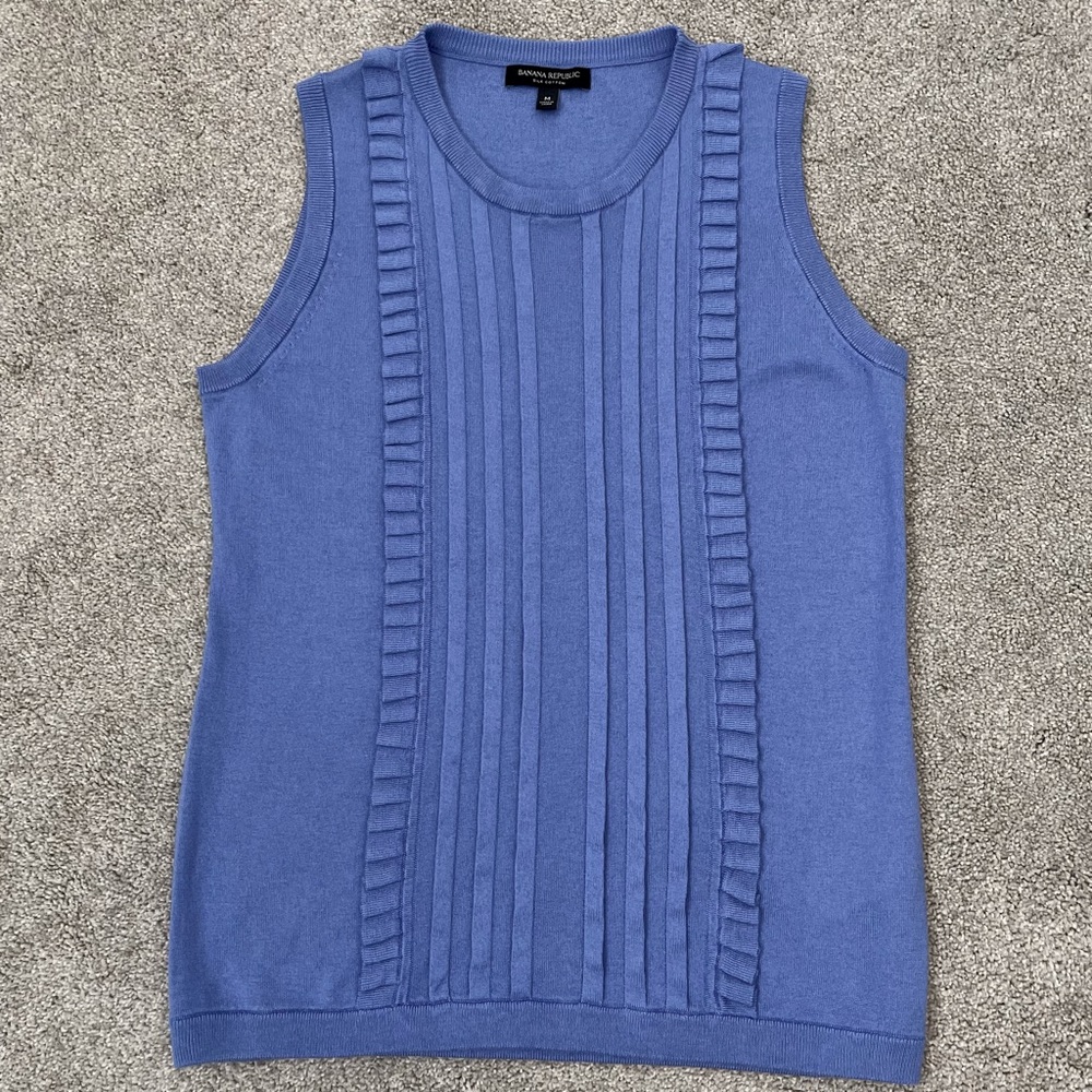 NWOT Banana Republic silk cotton pleated front top